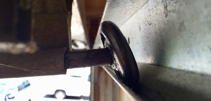 garage door rollers repair in Carson